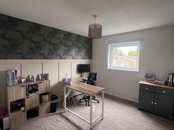 2 bedroom flat in Northampton House Exchange