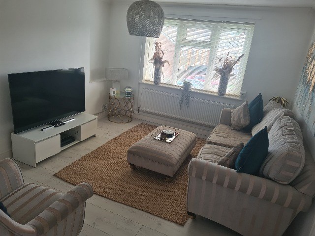 2 bedroom house in Bishops Hull House Exchange