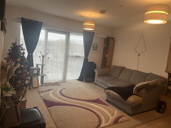 2 bedroom flat in Reading House Exchange