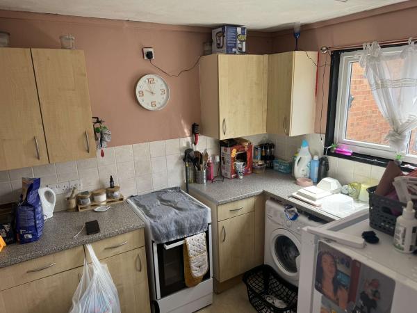 3 Bedroom house In Bedford Wants 3 Bedroom house In Leicester House Exchange