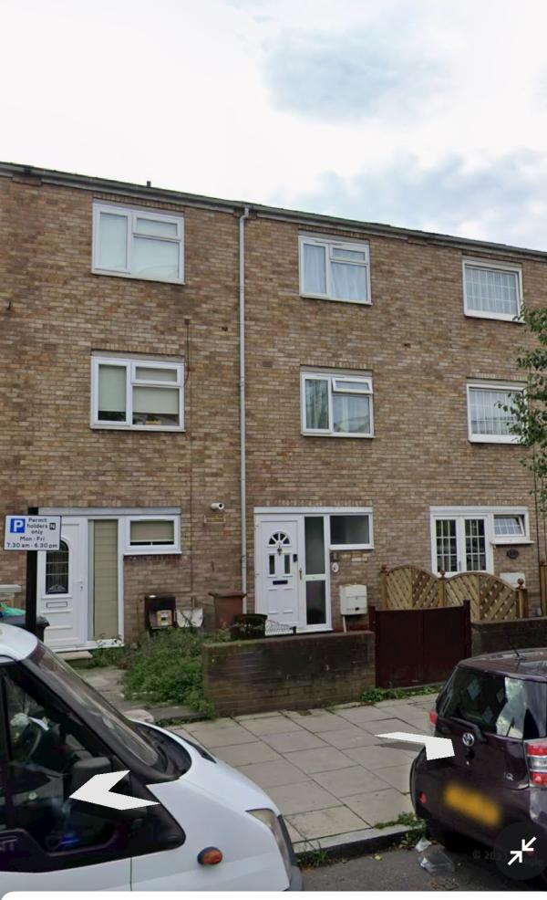 3 Bedroom house In Clapton Park Wants 5 Bedroom house In Walthamstow House Exchange