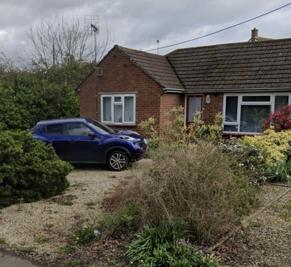 1 Bedroom bungalow In Hatfield Peverel Wants 1 Bedroom bungalow In Canvey Island House Exchange