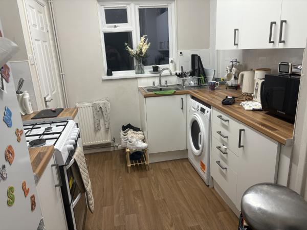 2 Bedroom house In Cheltenham Wants 2 Bedroom house In Cheltenham House Exchange