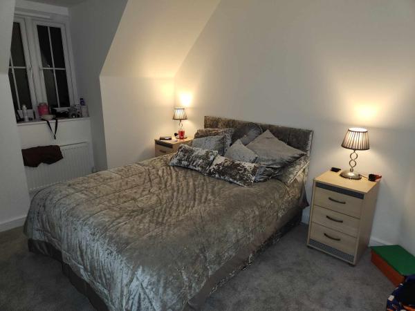 1 Bedroom flat In Blandford St Mary Wants 2 Bedroom house In Gillingham House Exchange