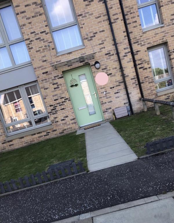 2 bedroom house in Easterhouse House Exchange