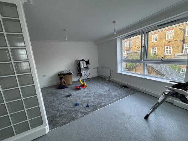 2 Bedroom flat In Limehouse Wants 2 Bedroom house In Canning Town House Exchange