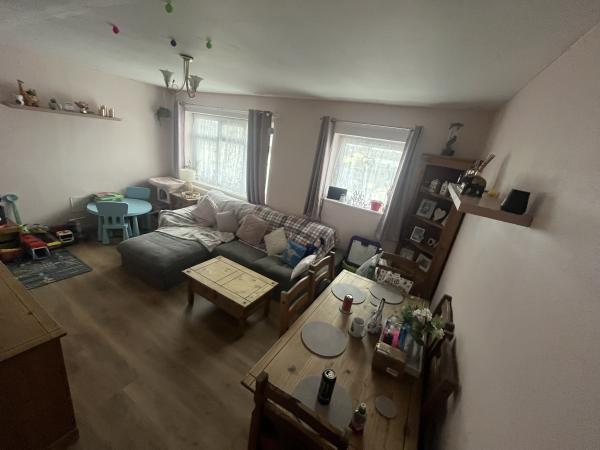 2 bedroom flat in Chelmsford House Exchange