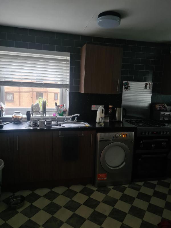 2 Bedroom flat In Lenzie Wants 2 Bedroom house In Kirkintilloch House Exchange