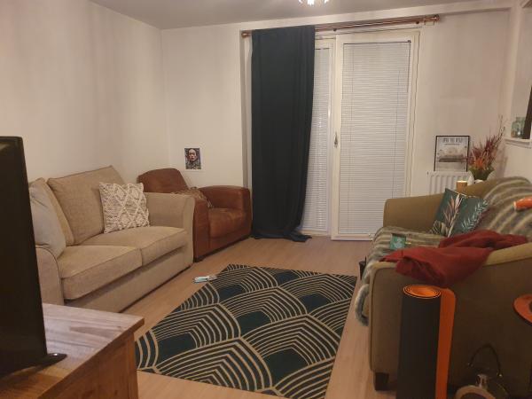 2 bedroom flat in Calton House Exchange