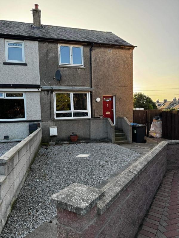 2 Bedroom house In Aberdeen Wants 3 Bedroom bungalow In Forfar House Exchange