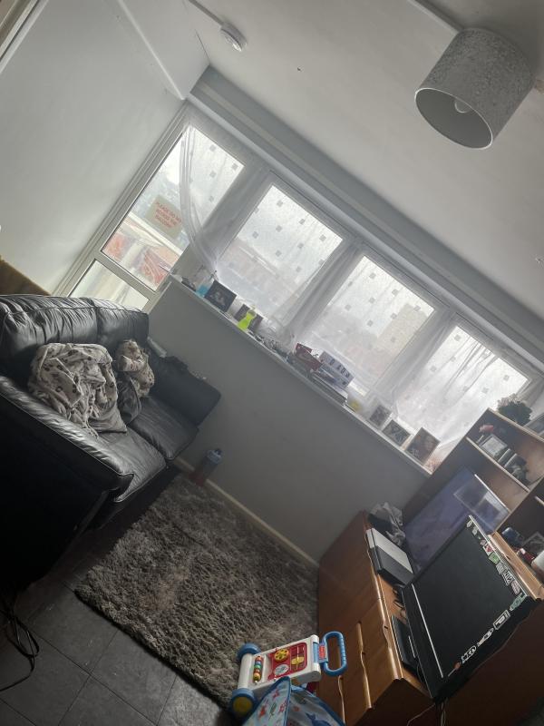 1 Bedroom house In Newtown Wants 2 Bedroom house In Oldbury House Exchange