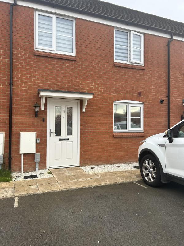 3 bedroom house in Barton Seagrave House Exchange