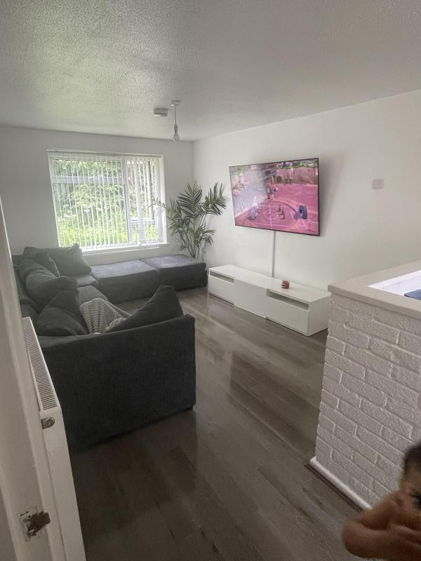 4 bedroom flat in Harlow House Exchange