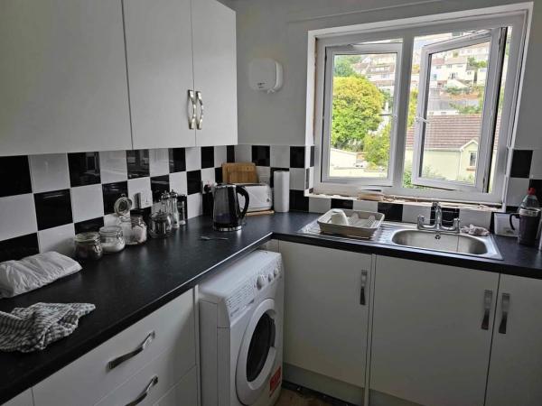 2 Bedroom flat In Teignmouth Wants 2 Bedroom other In Bishopsteignton House Exchange