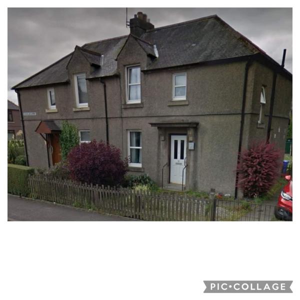 2 bedroom house in Riverside House Exchange