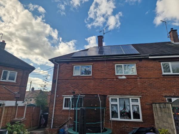 2 Bedroom house In Hartshill Wants 3 Bedroom house In Clayton House Exchange