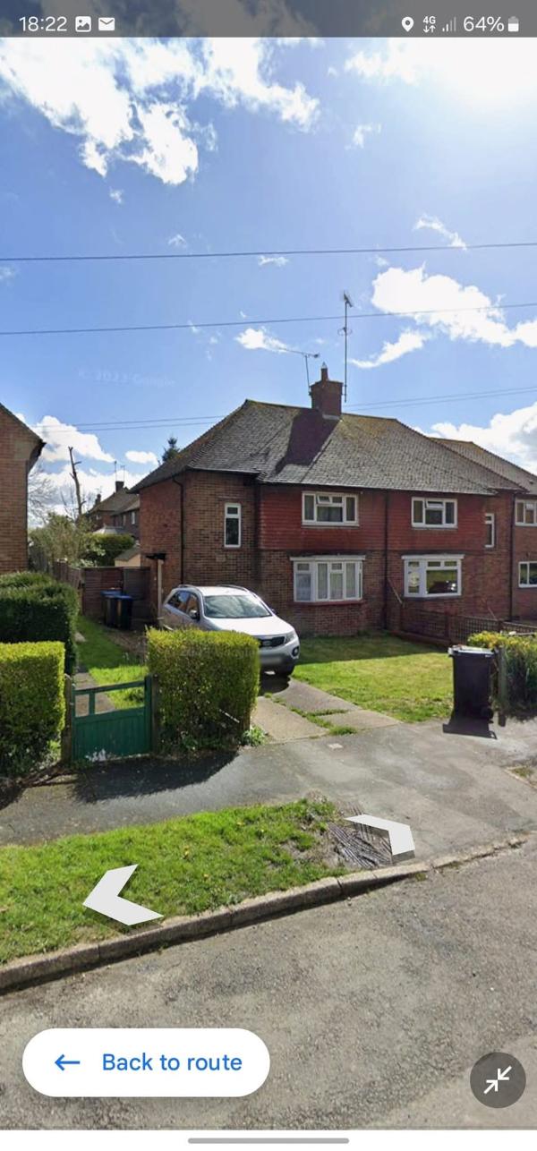 2 bedroom house in Godstone House Exchange