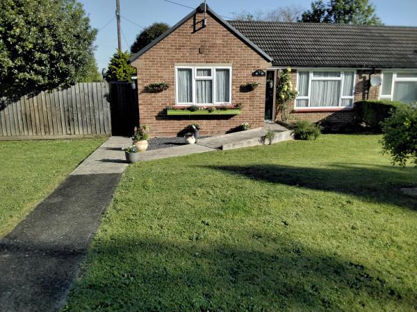 1 Bedroom bungalow In Braintree Wants 1 Bedroom bungalow In Kessingland House Exchange