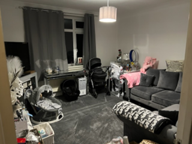 1 bedroom flat in Loughton House Exchange