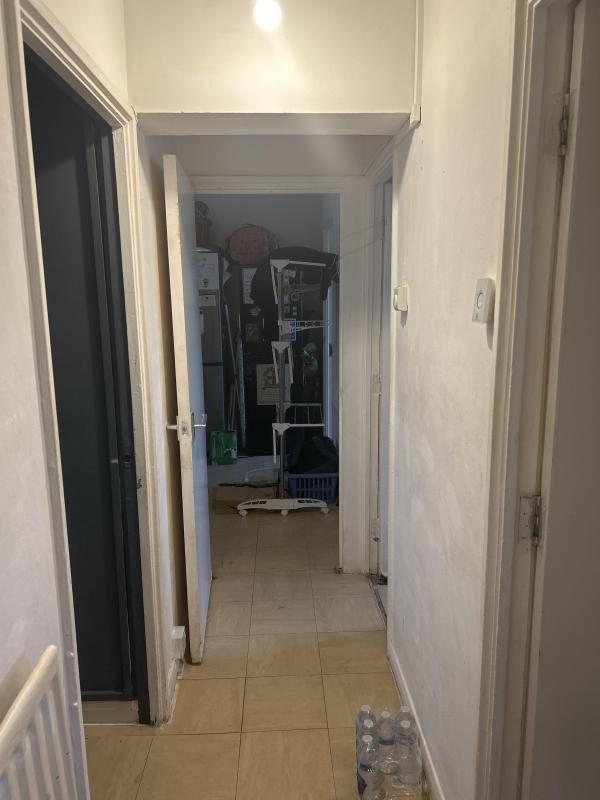 2 bedroom flat in London House Exchange