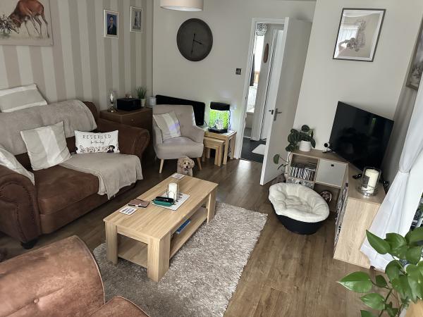 2 Bedroom flat In Doddinghurst Wants 2 Bedroom flat In Chelmsford House Exchange