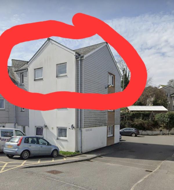 2 bedroom flat in Falmouth House Exchange