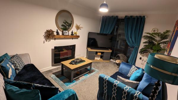 2 bedroom house in Dundee House Exchange