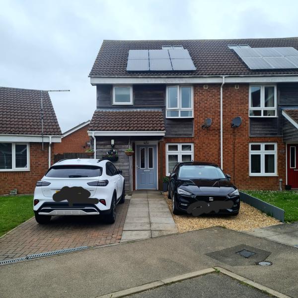 3 bedroom house in Donington House Exchange