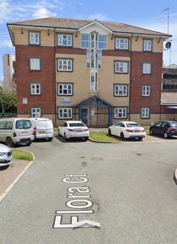 2 bedroom flat in Plymouth House Exchange