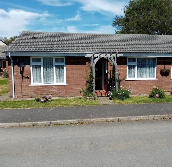 2 bedroom bungalow in Chittlehampton House Exchange