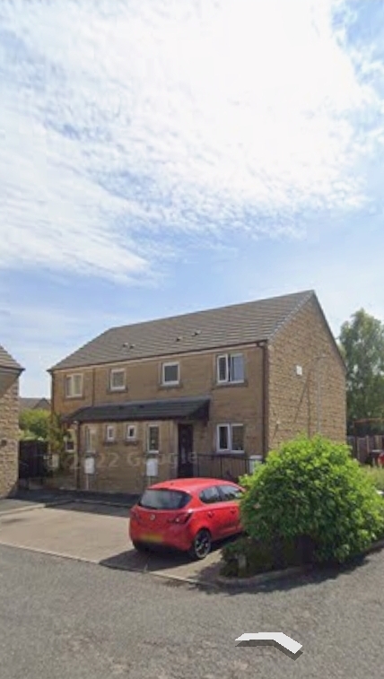 3 bedroom house in Colne House Exchange