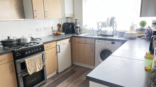 3 bedroom house in Luton House Exchange