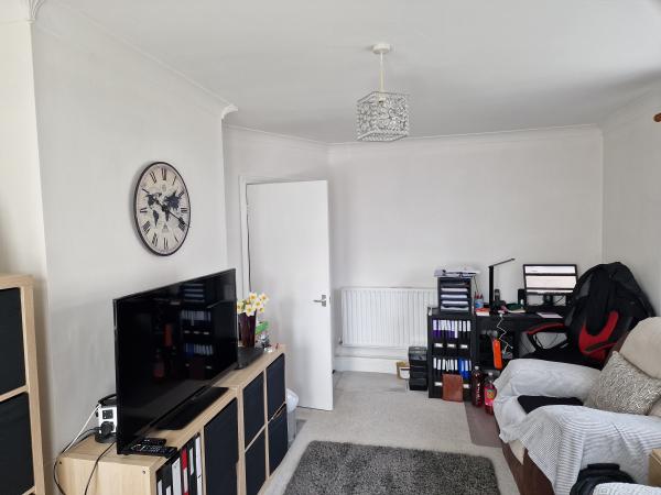 1 bedroom flat in Portsmouth House Exchange