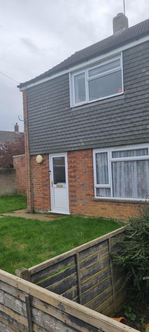 2 Bedroom house In Ashford Wants 3 Bedroom house In Ashford House Exchange