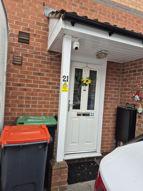 2 bedroom house in Kirkby In Ashfield House Exchange