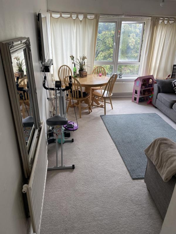 1 Bedroom house In Mitcham Wants 1 Bedroom house In Rosehill House Exchange