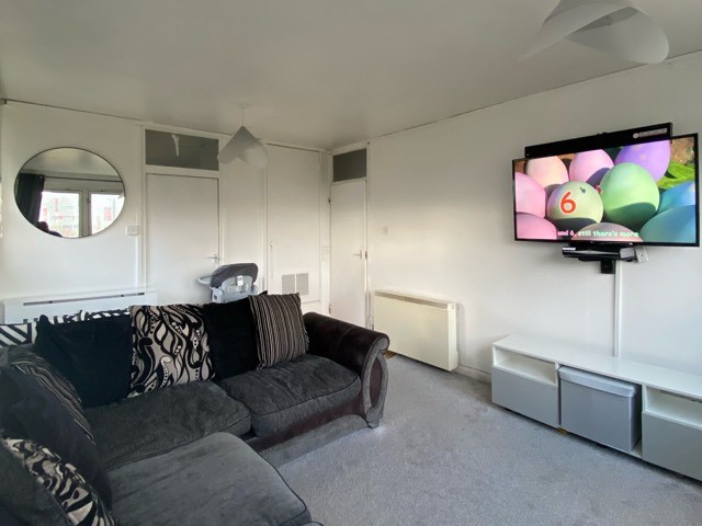 1 Bedroom flat In Holloway Wants 2 Bedroom house In Islington House Exchange