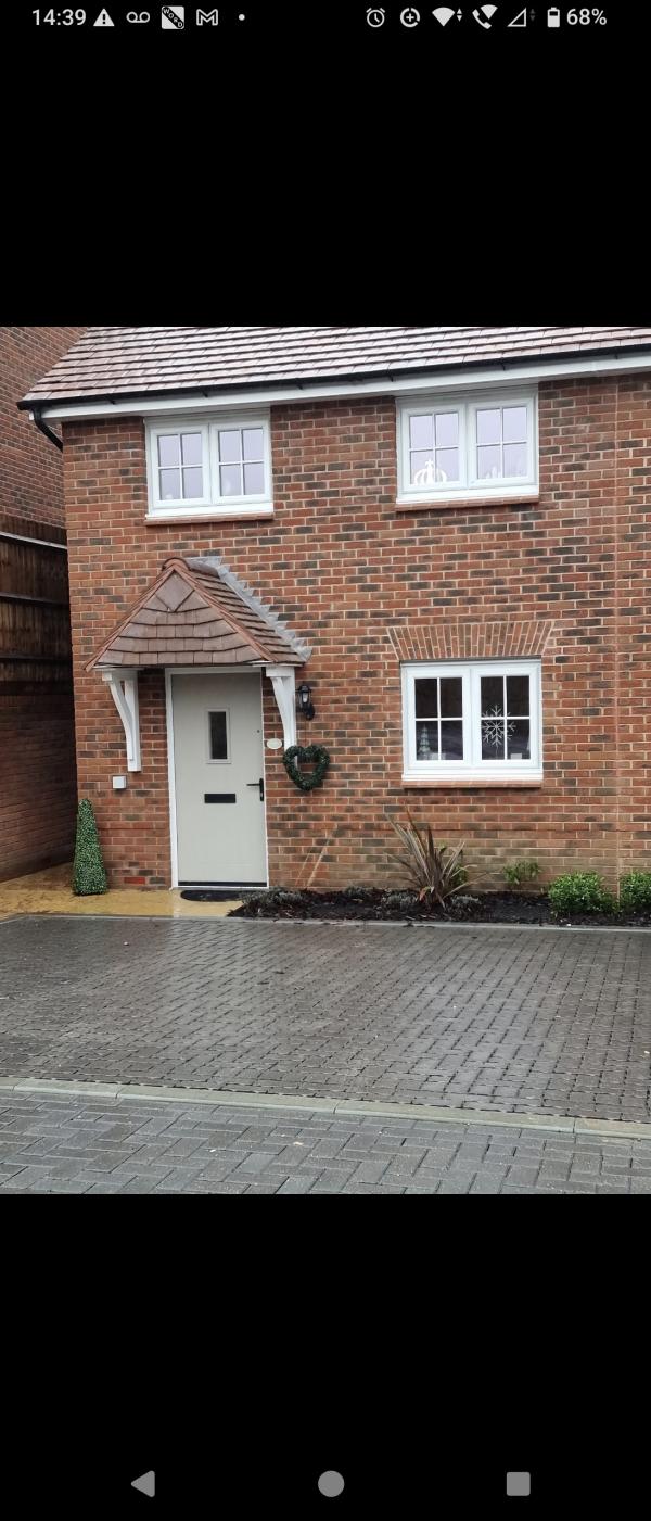 2 bedroom house in Cheshunt House Exchange