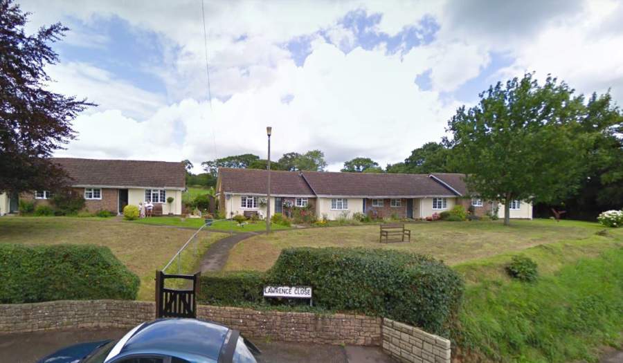 2 bedroom bungalow in Broadhembury House Exchange