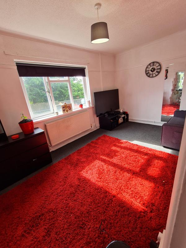 1 bedroom bedroom house in Bridgend Pen y Bont ar ogwr