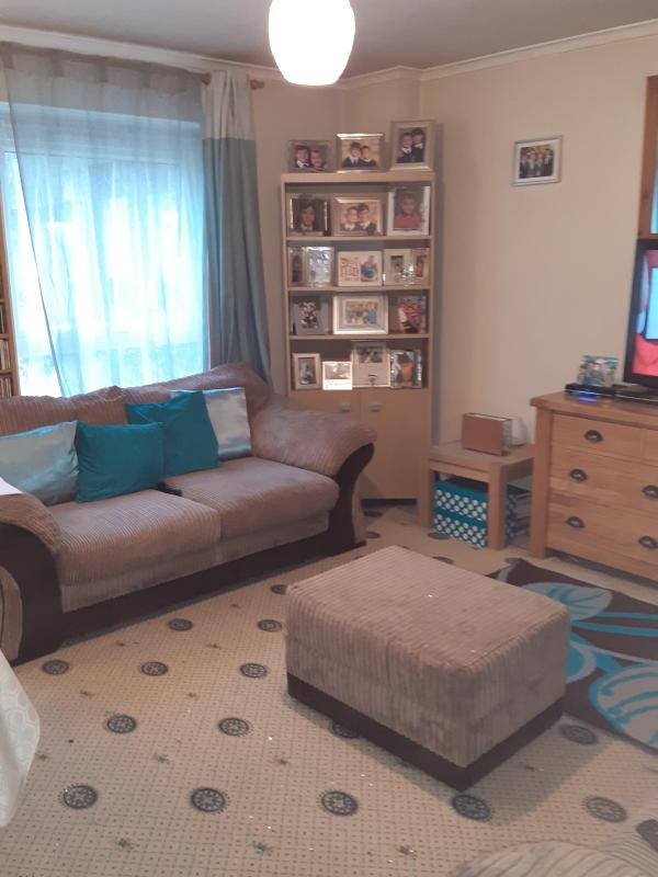 2 Bedroom flat In West Drayton Wants 3 Bedroom house In Hillingdon House Exchange