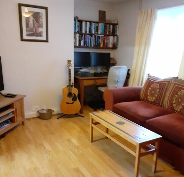 2 bedroom house in Calne House Exchange