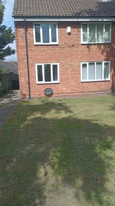 1 Bedroom flat In Shard End Wants 1 Bedroom flat In Tewkesbury House Exchange